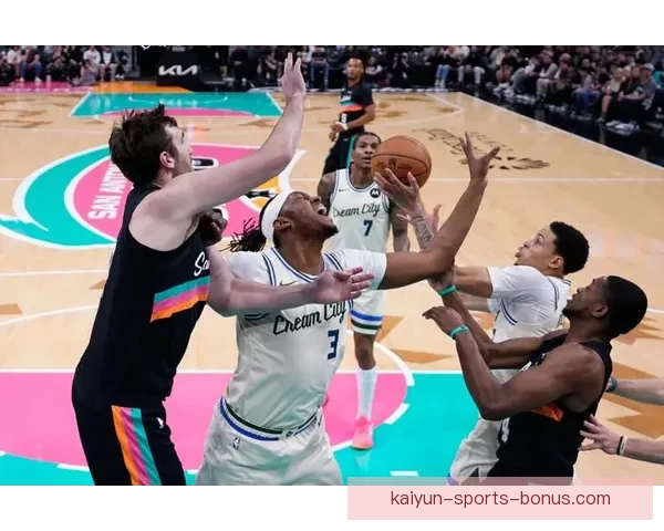 27日NBA前瞻：尼克斯力争8连胜三杀黄蜂 魔术力拼东部前八复位